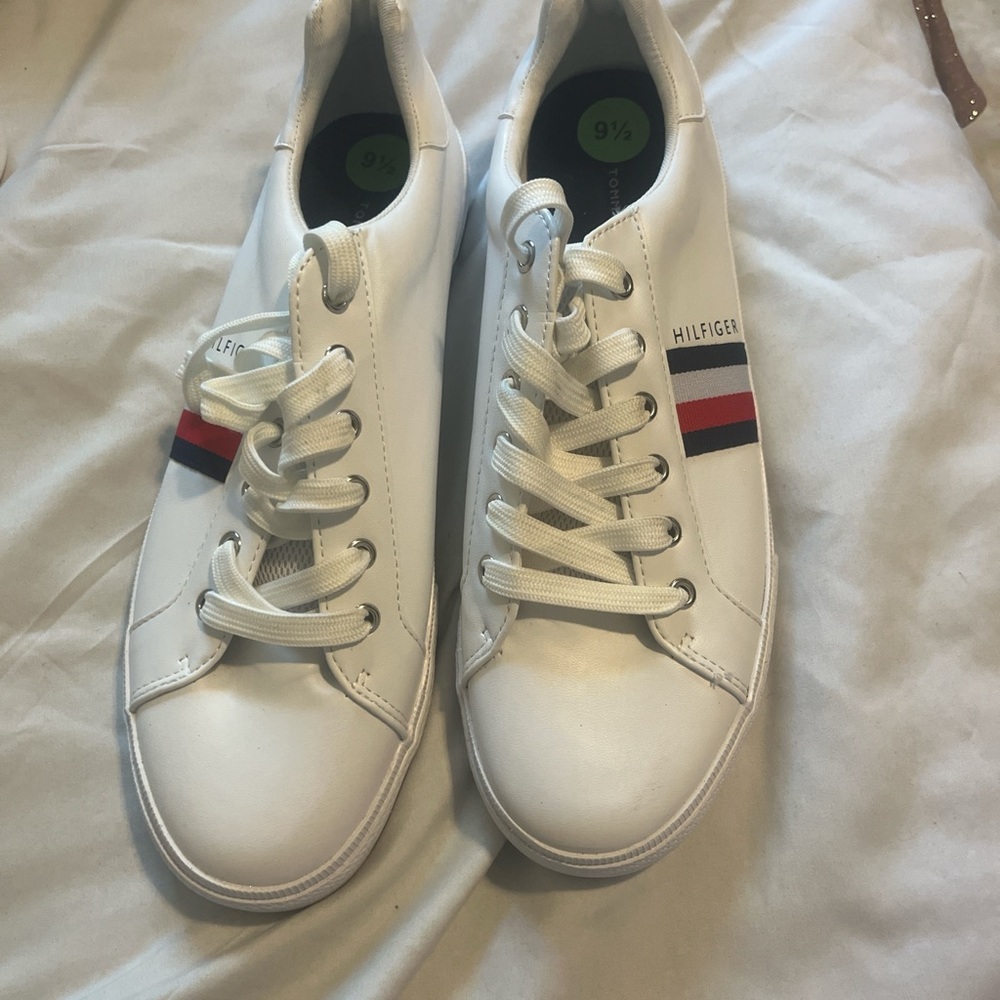 shoes - Picture 4 of 4